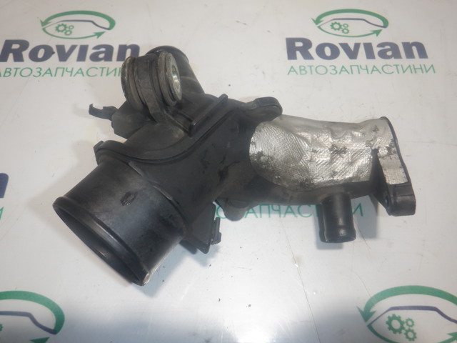 RENAULT 165764902R Патрубок интеркулера в наличии Полтава