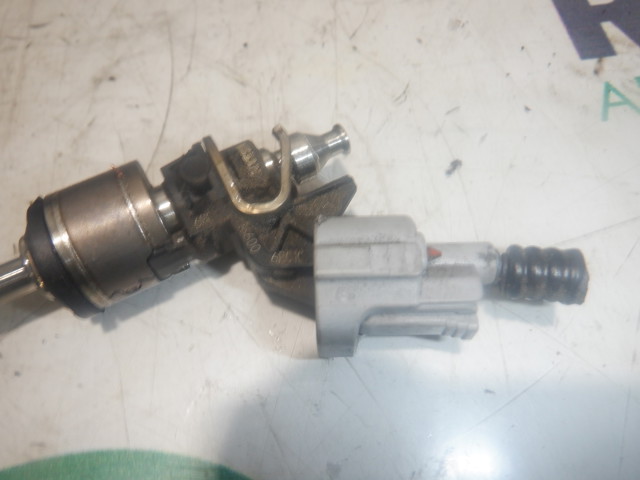 Топливные форсунки 166006RC1C NISSAN