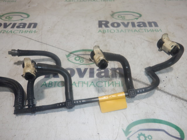 Обратная топливная трубка от форсунок 166714557R RENAULT