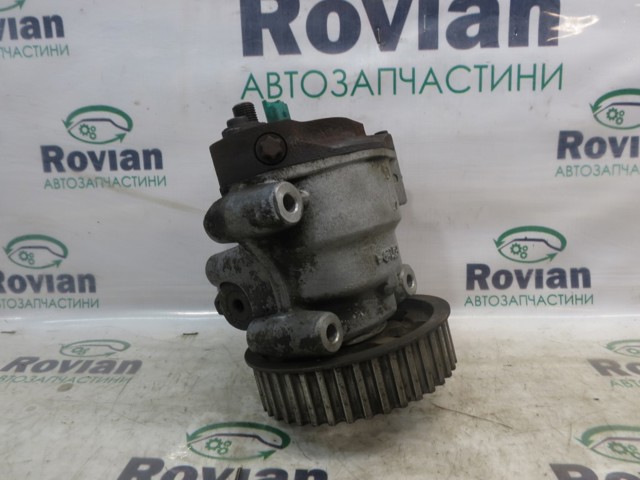 Насос топливный высокого давления 167003608R RENAULT