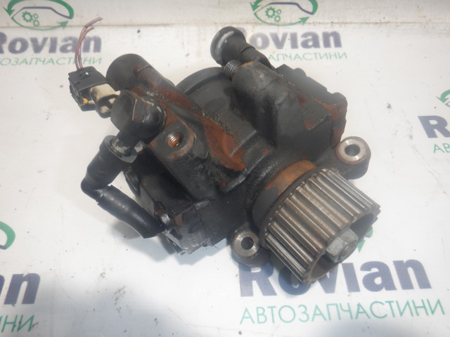 Насос топливный высокого давления (ТНВД) 167003669R RENAULT