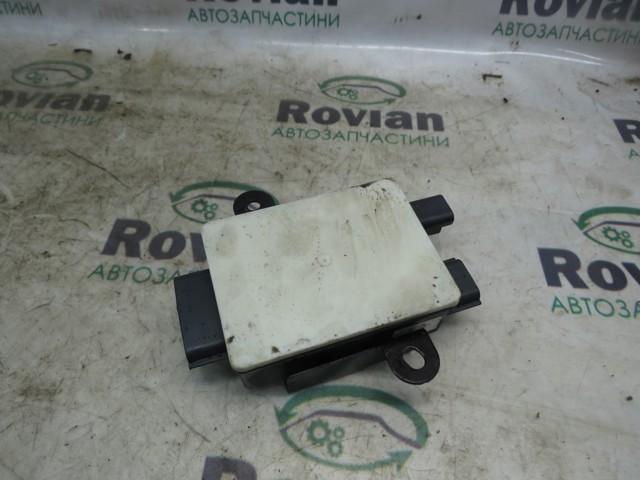 Модуль управления (ЭБУ) топливным насосом 169102698R RENAULT