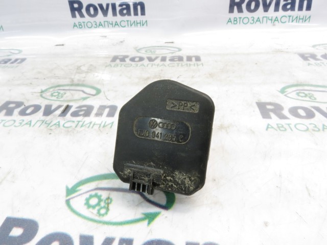 Двигатель корректора фар Volkswagen Passat B5