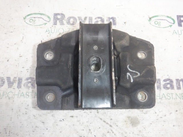 Подушка трансмиссии 1S0199555A VAG