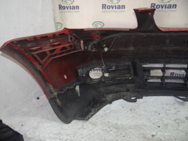 VAG 1T0807221 Передний бампер в наличии Черновцы