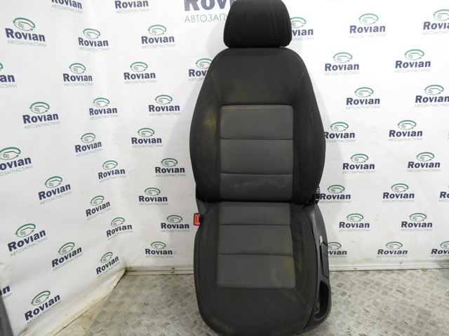 Сидение водительское 1Z0881021KM VAG
