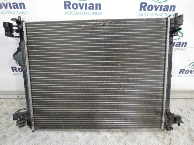 Радиатор охлаждения Рено Сценик GRAND 4
