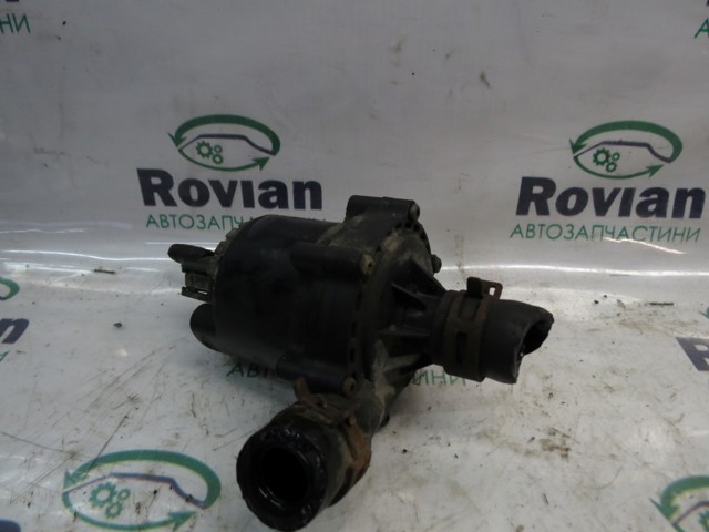 Насос водяной 215813NF0A NISSAN