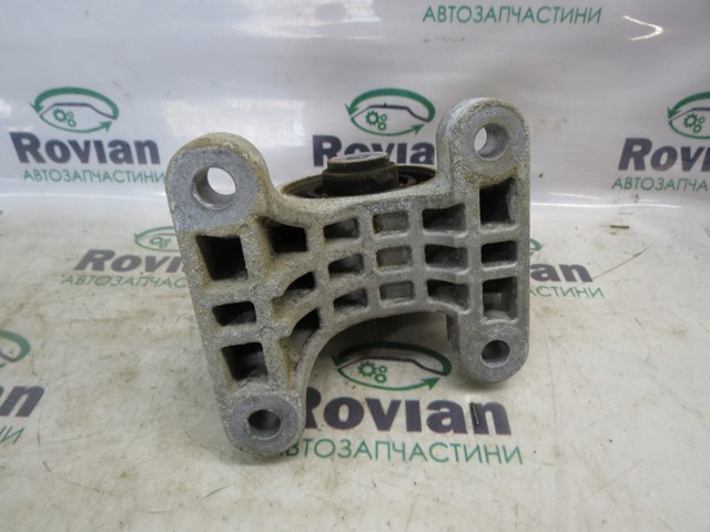 218C0GI000 HYUNDAI Подушка (опора) двигателя передняя купить в Сумы