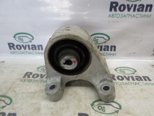 Подушка (опора) двигателя, передняя 218C0GI000 HYUNDAI