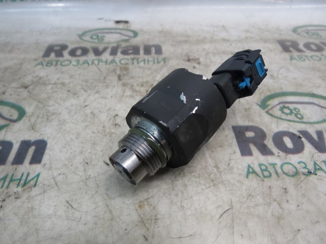 Редукционный клапан ТНВД 226700138R RENAULT