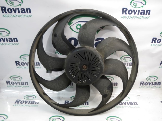 Диффузор радиатора охлаждения в сборе с крыльчаткой 2269553 FORD