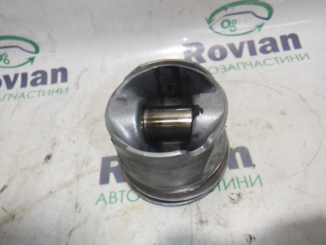 HYUNDAI 2341027901 Поршень в комплекте на 1 цилиндр, STD в наличии Черновцы