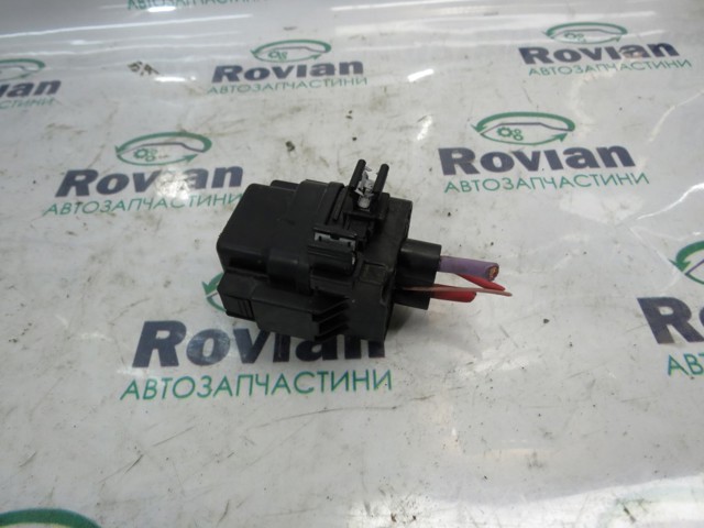 243800013R RENAULT купить в Павлоград