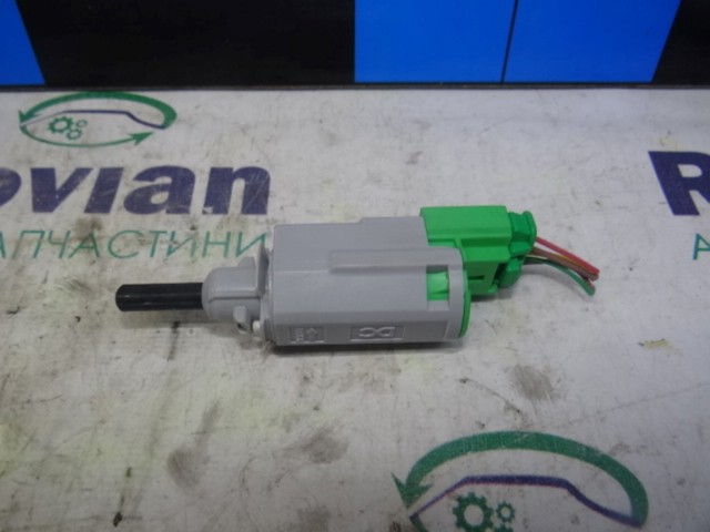 Выключатель жабка стоп-сигнала 253206454R RENAULT