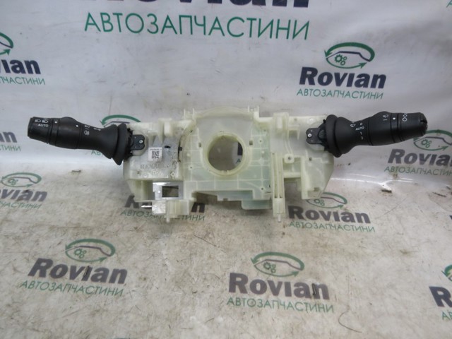 Переключатель подрулевой 255670019R RENAULT