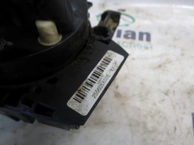 NISSAN 255675X00A Переключатель подрулевой, центральная часть в наличии Ужгород