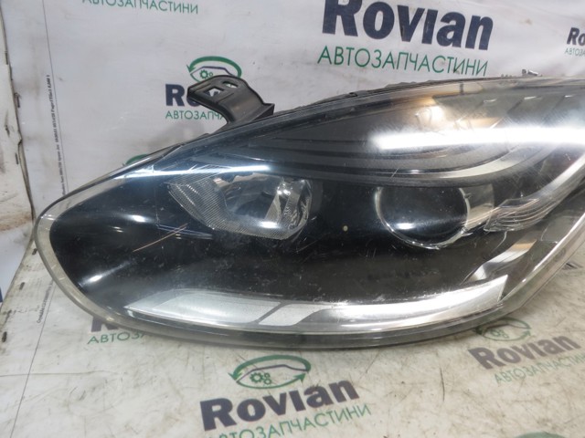 Основная фара в сборе левая 260609865R RENAULT