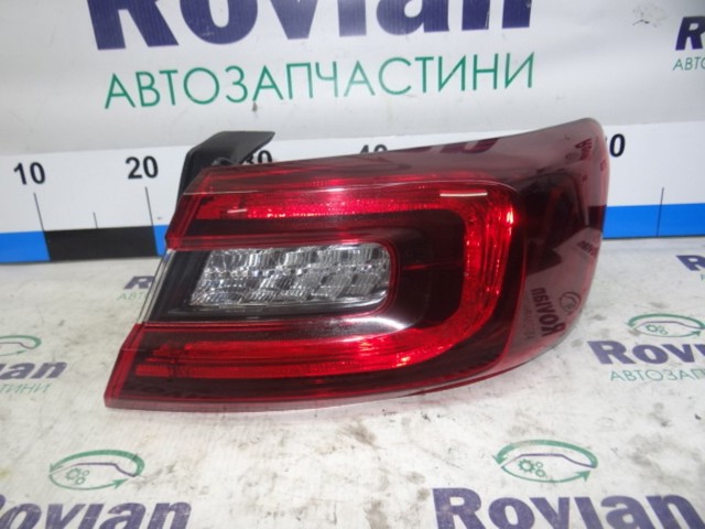 Фара задняя правая внешняя 265501301R RENAULT