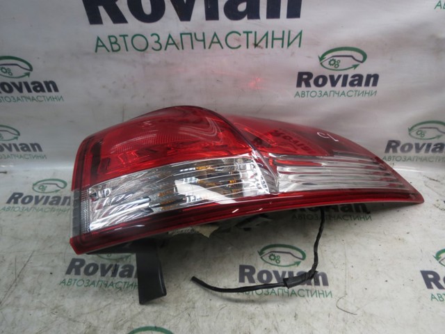 Фонарь задний правый 265507408R RENAULT