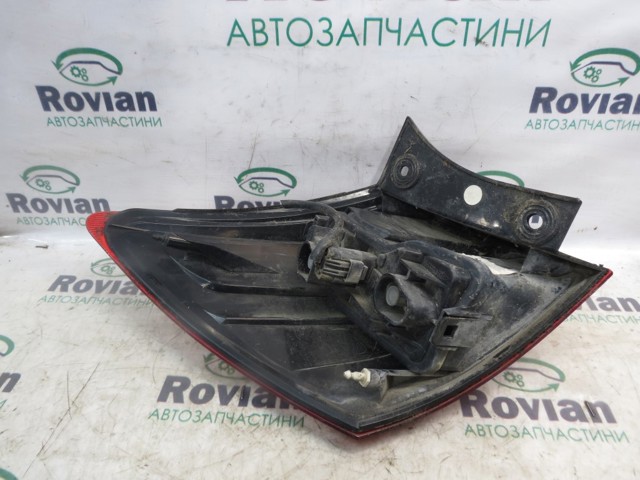 26550BR00A Фонарь задний правый внешний купить Чернигов