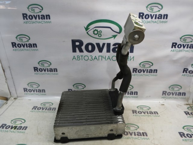 Радиатор кондиционера салонный, испаритель Nissan Navara NP300 3