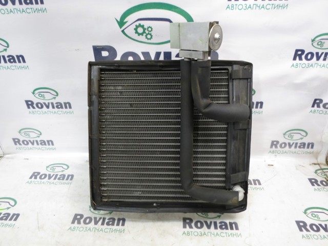Радиатор испарителя кондиционера 27280EB31A NISSAN