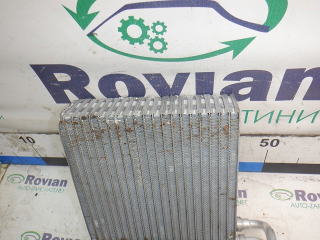 Испаритель кондиционера 272814151R RENAULT