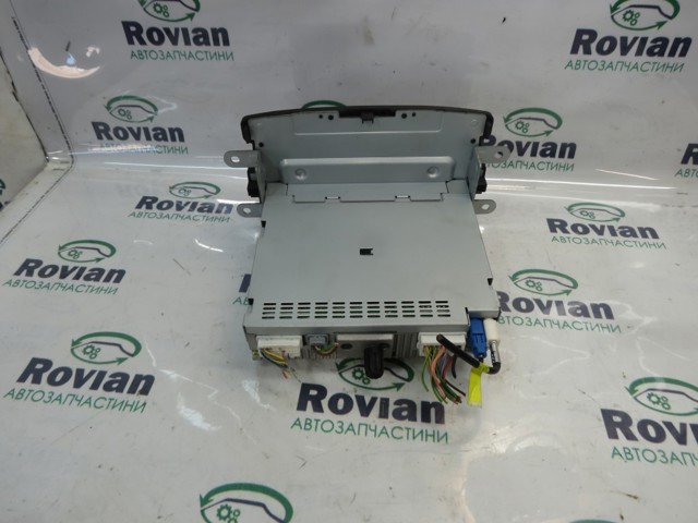 281153855R RENAULT Магнитола (радио AM/FM) купить в Николаев