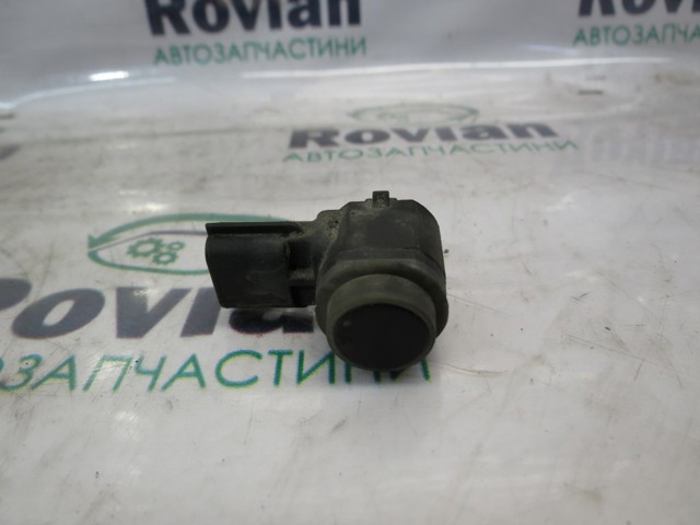 Датчик сигнализации парковки (парктроник), задний боковой 284420001R RENAULT