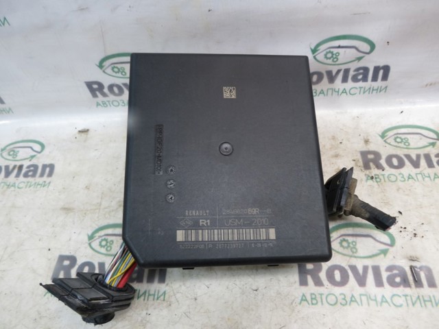 Монтажный блок предохранителей 284B62069R RENAULT