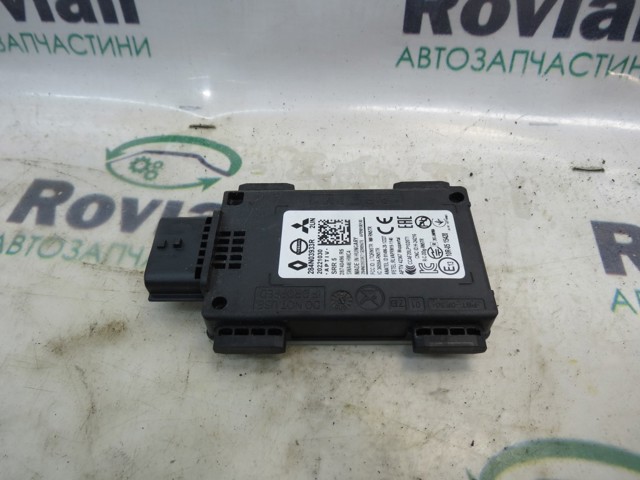 Датчик контроля мертвой зоны, задний 284N03933R NISSAN
