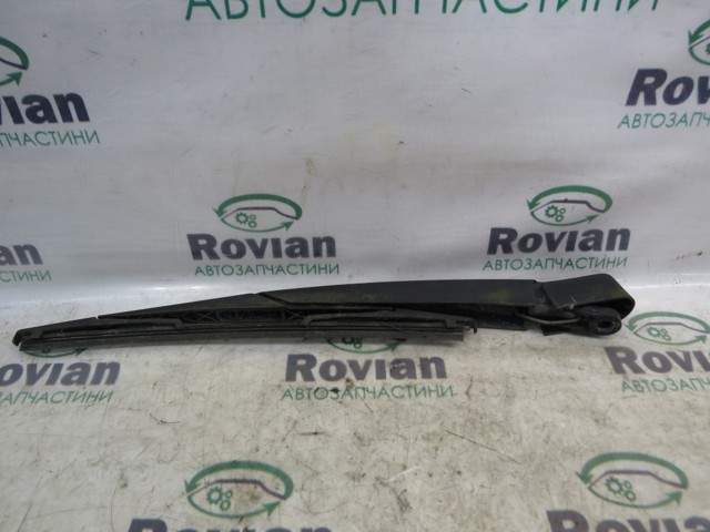Поводок дворника заднего стекла 287814328R RENAULT