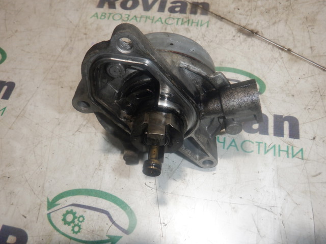 HYUNDAI 288102A101 Насос вакуумный в наличии Львов
