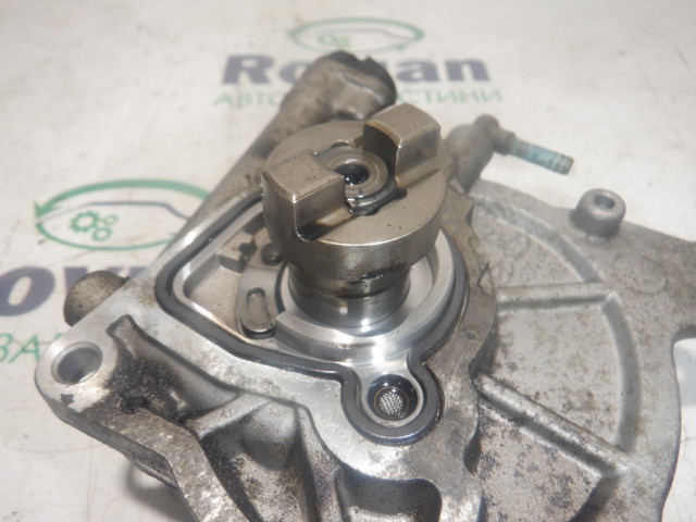 HYUNDAI 288102F000 Насос вакуумный в наличии Киев