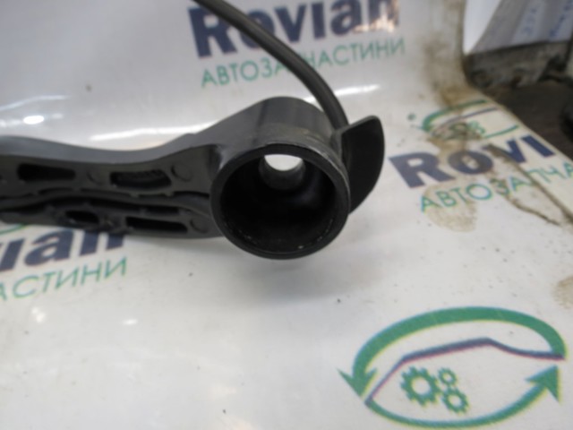 288866RR0A NISSAN Рычаг-поводок стеклоочистителя лобового стекла купить в Днепр