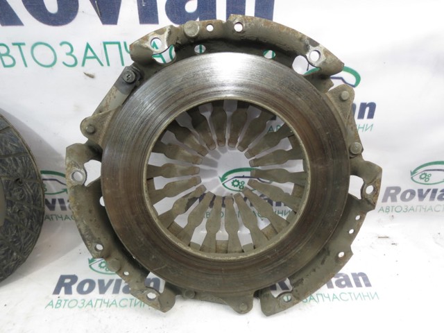 Комплект сцепления 302050901R RENAULT