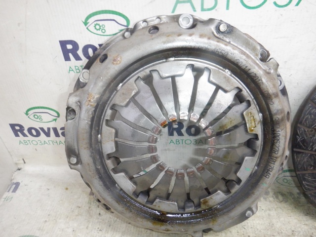 302185308R RENAULT купить в Ровно