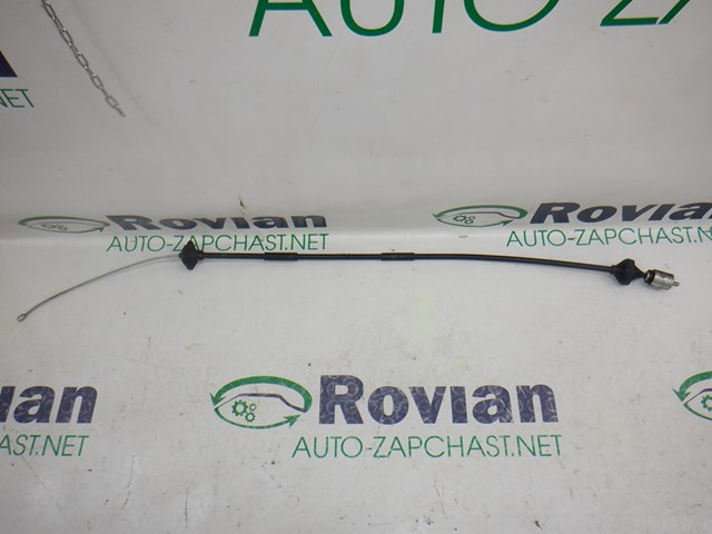 307705043R Renault (RVI) трос сцепления