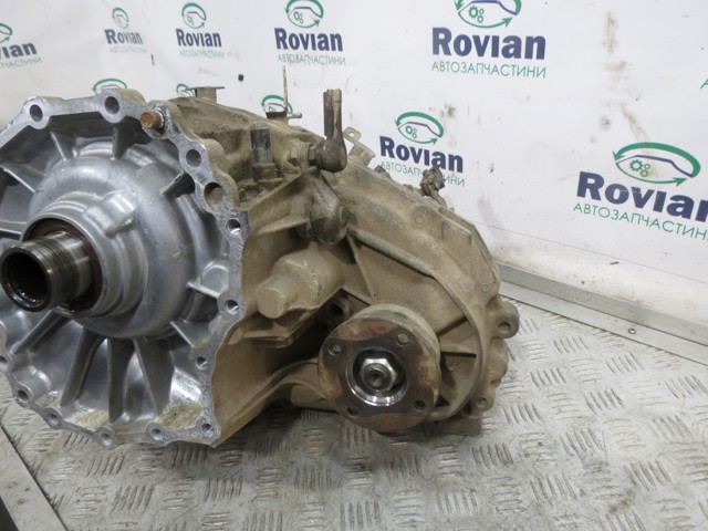 NISSAN 33100EA700 Раздатка (коробка раздаточная) в наличии Винница