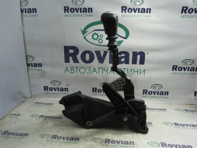 Селектор коробки передач Nissan Qashqai I