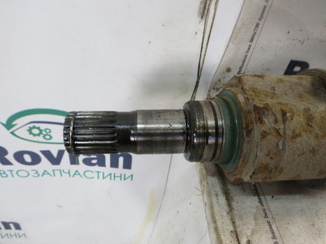 3715A032 Полуось задняя правая купить Ирпень