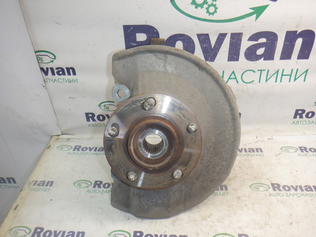 Ступицы передних колес Mitsubishi Outlander II XL