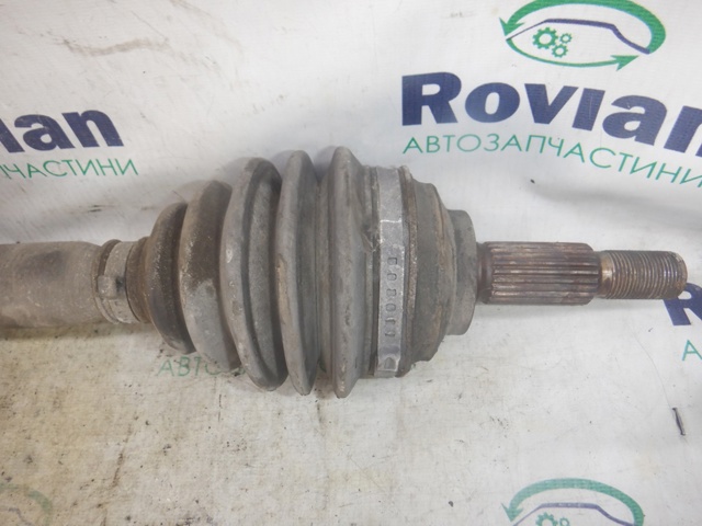 Полуось передняя, правая 391000982R RENAULT