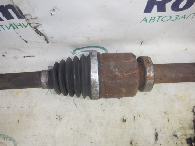 Полуось передняя, правая 391001339R RENAULT
