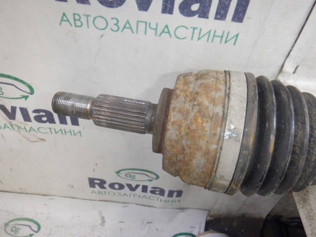 391008165R Правая полуось купить Украина