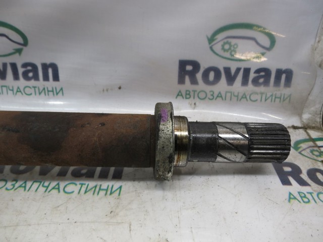 391008239R Полуось (привод) передняя правая купить Запорожье