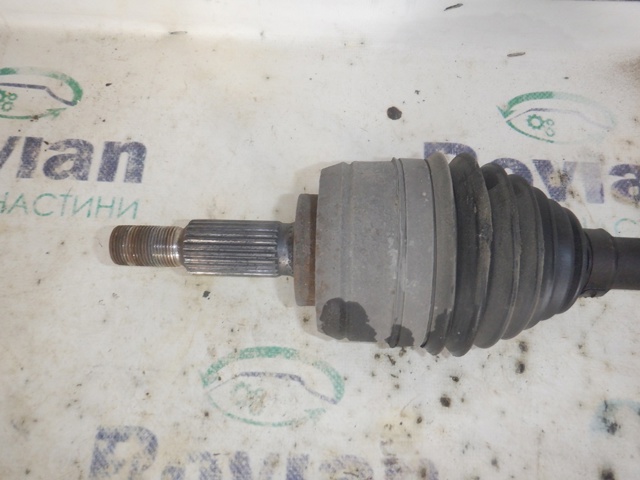 Привод передний правый 391008976R RENAULT