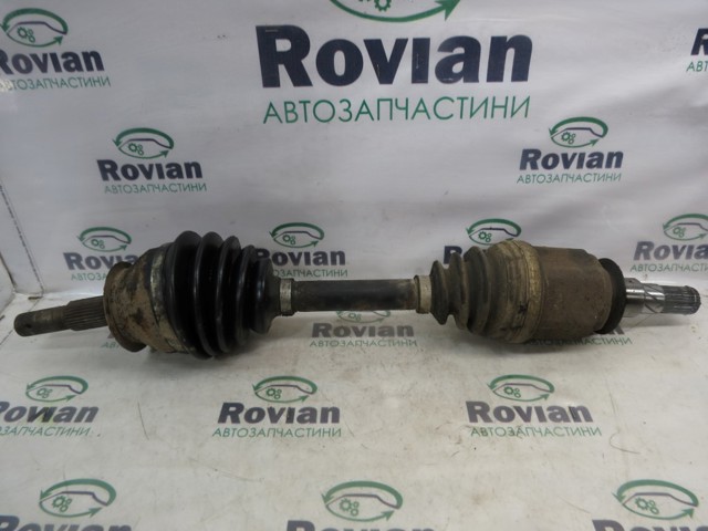 Ось передняя 39100EB300 NISSAN