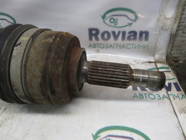 Полуось передняя левая 391016076R RENAULT